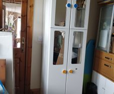 Wardrobe with 4 doors, white, with 1 clothes rail, 3 shelves