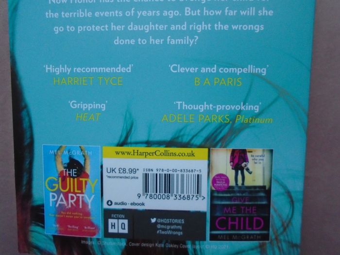 Two Wrongs, Paperback book, Books, Fiction