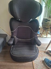 High back booster - isofix