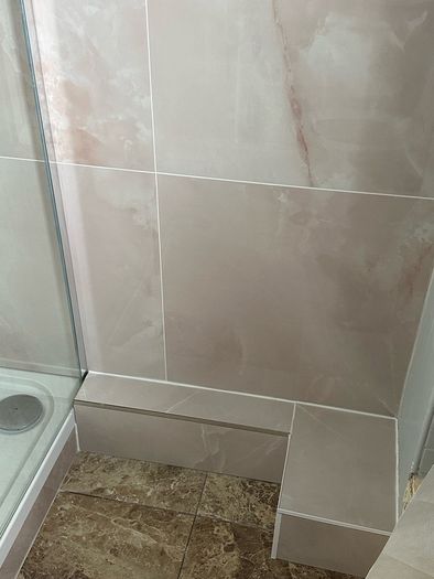 Onyx pink marble-effect porcelain tiles