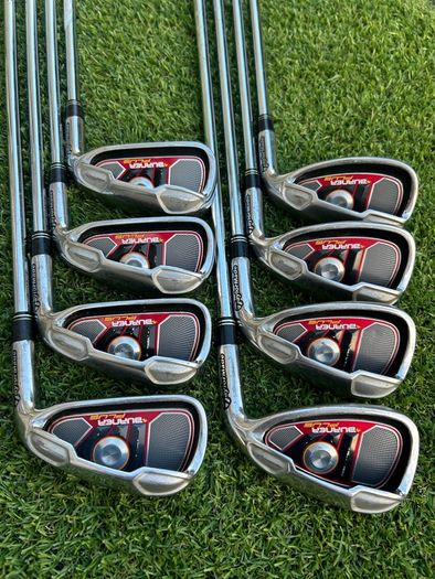 Full set of Taylormade Golf clubs