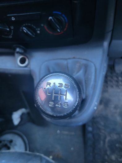 Peugeot van braking for parts