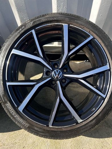 Genuine Volkswagen Touareg Estoril R Line 22" Alloy Wheels