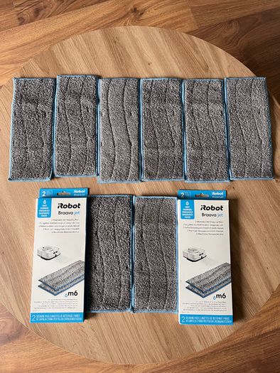 iRobot Braava jet m6 Smart Robot Mop + Accessories