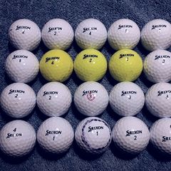 20 Srixon Soft Feel Golf balls