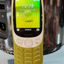Nokia 3210 4G Gold Unlocked Dual Sim Used Image 2