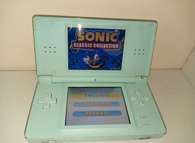 Nintendo ds lite ice blue with flashcard working with minor issues-no charger