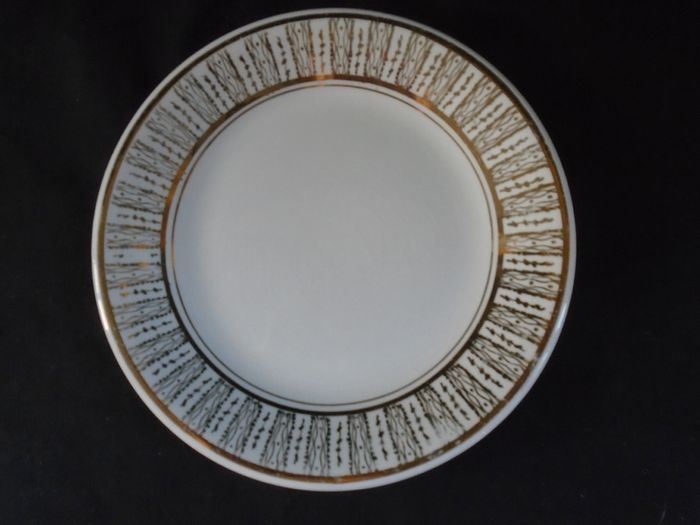 20 piece Arklow Pottery Tea set