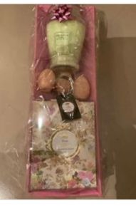 Candle Hamper