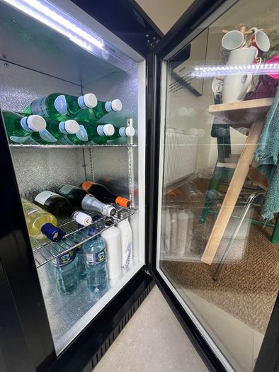 Unifrost Double Door Back Bar Cooler Drinks Fridge Pristine Condition