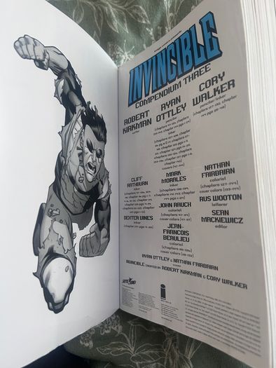 Invincible comic compendium 3