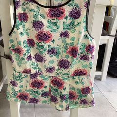 Ladies M&S Limited Edition sleeveless top. Size 8