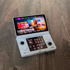 AYN Thor Pro 12GB + 256GB White + 512 GB Sandisk MicroSD