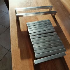 Kitchen cabinet handles