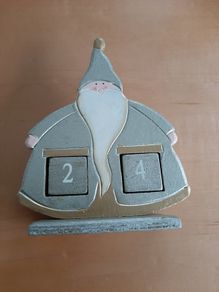 2026 Silver painted Santa calendar
