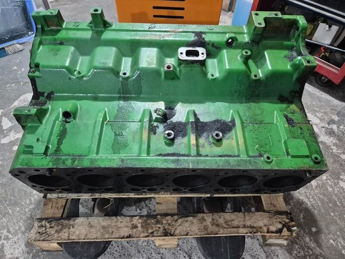 John Deere engine block