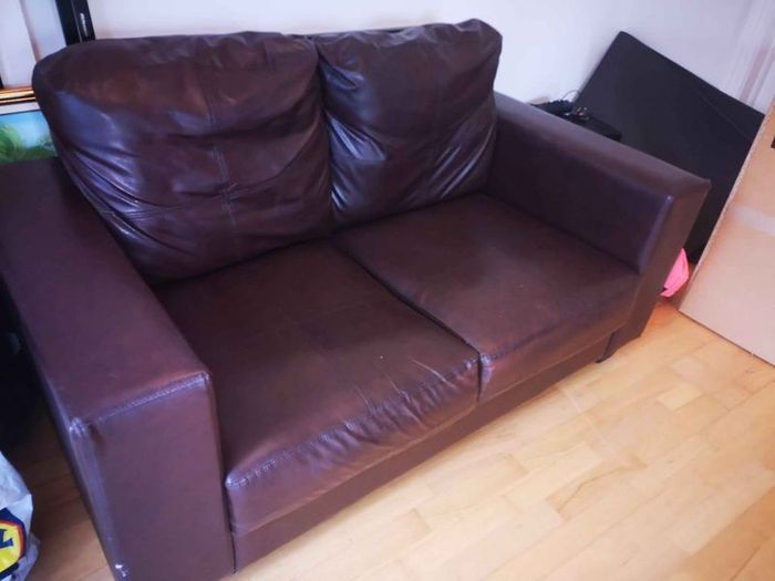 2 seater leather couch
