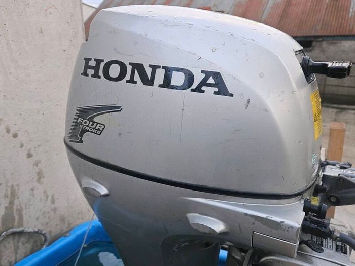 Honda 8hp outboard long shaft