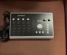 Audient id44 mk 2
