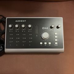 Audient id44 mk 2