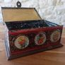 Linette Floral Tin Image 2