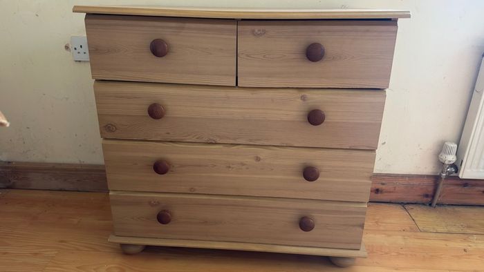 Chest of drawers 2 over 3