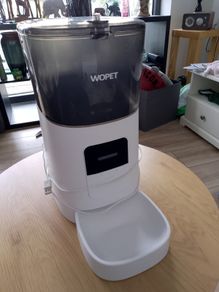 Wopet Cat Feeder