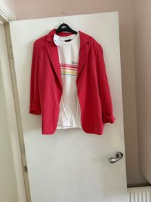 Blazer & T-Shirt