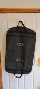 Suit carrier