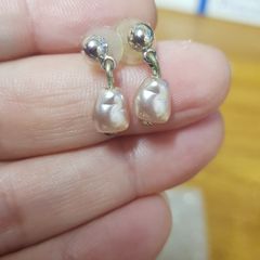 Vintage pearl drop earrings