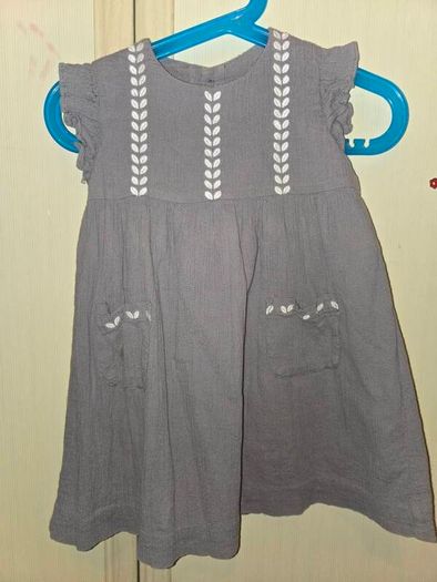 Bundle of 15 girl's Dresses size 2 yo