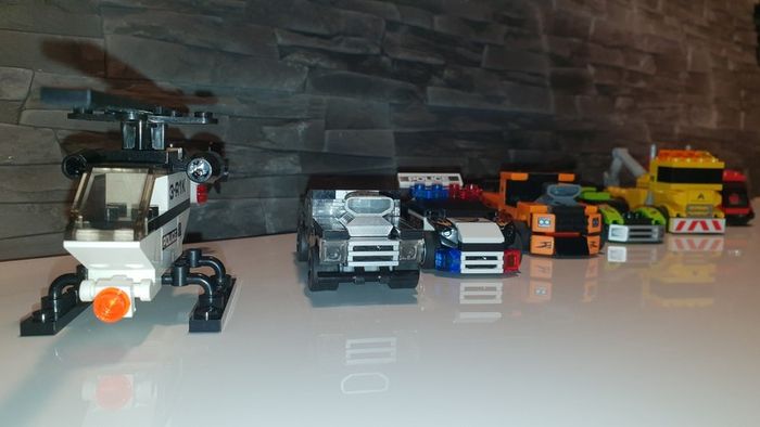 Lego Racers 8186 Steer Extreme Full Set with 6 cars 1 helicopter !