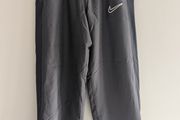 Boys Nike dri-fit tracksuit pants standard fit