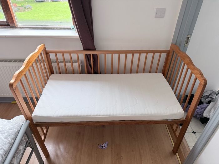 free cot