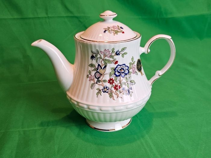 Royal Tara Fine Bone China Teapot  Harmony Pattern (Galway, Ireland)