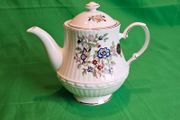 Royal Tara Fine Bone China Teapot  Harmony Pattern (Galway, Ireland)