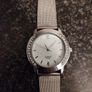 Quartz F5049 silver tone watch Image 3
