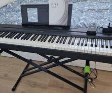Yamaha P-45 Digital Piano / Keyboard