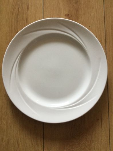2 platters 30cm diameter