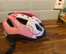 1 x bike helmet + 1 x skate helmet