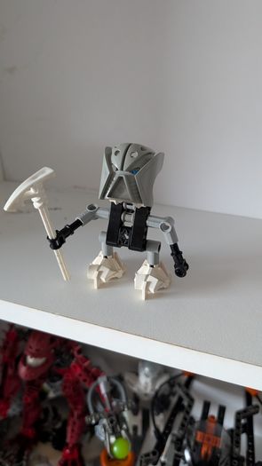 Bionicle Turaga Nuju