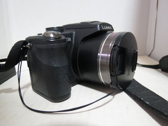 Camera Panasonic Lumix FZ38