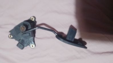 Nissan Micra March K12 2002-2010 Genuine OEM Electronic Accelerator Gas Pedal 6 Pin Connection 3253A.