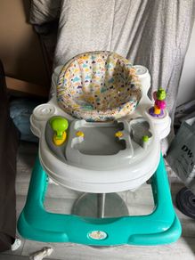 Kids walker