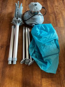 Electric heated clothes airer