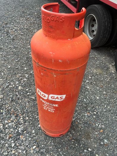 47 kg gas bottle