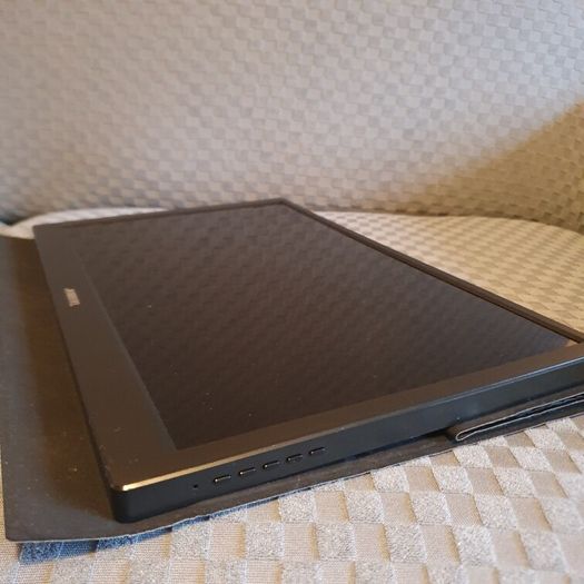 Portable monitor Touchscreen type c  and HDMI with integrated speakers