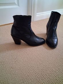Reduced - Black leather Office ankle boots
