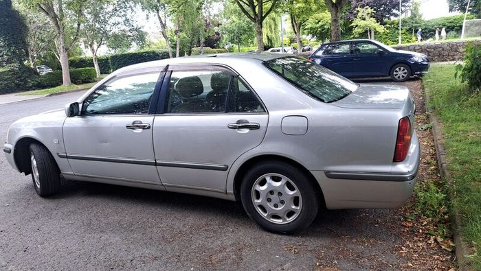 2002 Toyota Progres