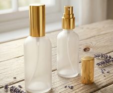 Brand New 100ml Frosted Glass Spray Bottles with Gold Fine-Mist Pumps (New)